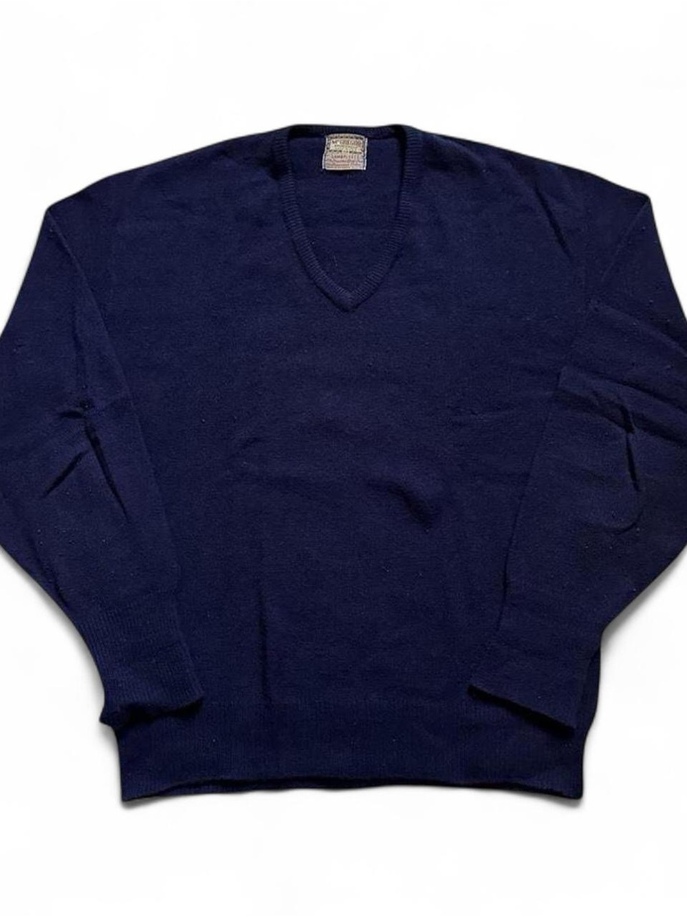 Vintage 1970s MacGregor Sportswear Men's V-Neck Navy Sweater large